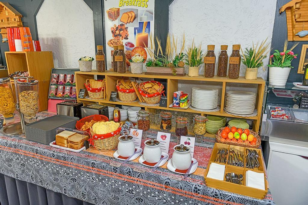 Hotel Des Alpes Bulle Center Ngoại thất bức ảnh