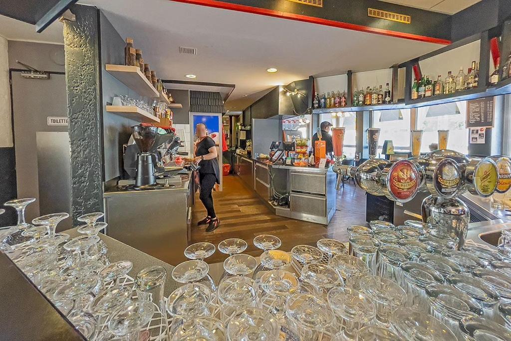 Hotel Des Alpes Bulle Center Ngoại thất bức ảnh